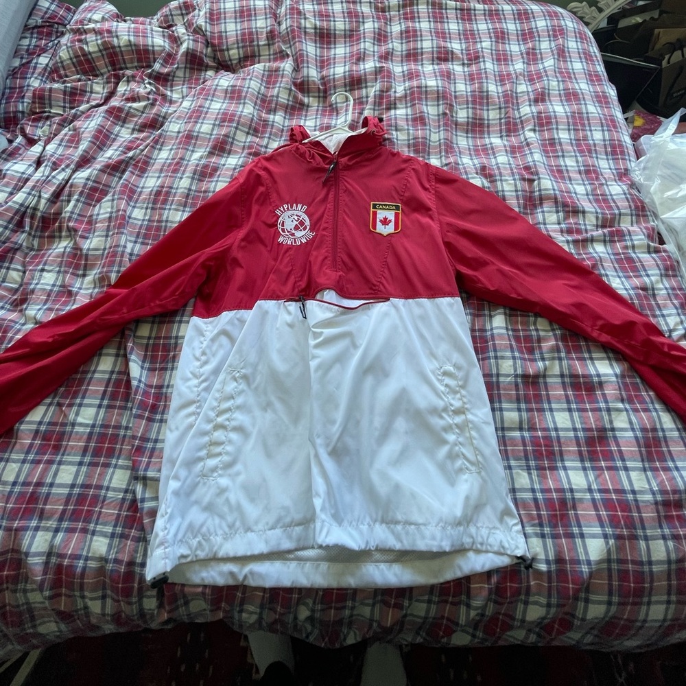 Hypeland Worldwide Canada Pullover Windbreaker
